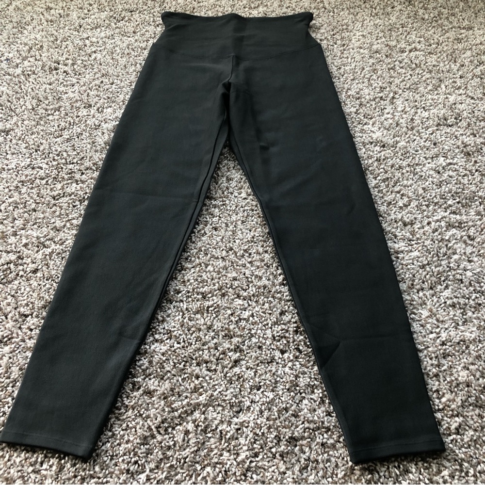 Yummie NWot Rachel Compact Cotton Full Length Legging in Khaky green   Pant